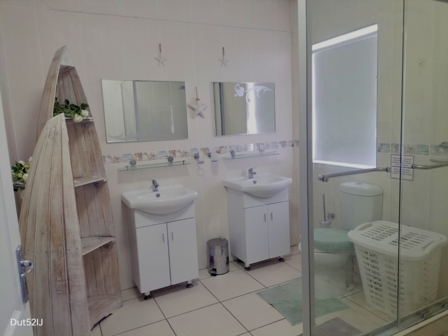 12 Bedroom Property for Sale in Klein Brak Western Cape